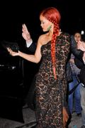 th_488190480_RihannaCostumeInstituteGalaMetBallinNYC_2.5.2011_02_122_157lo.jpg