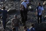 th_14904_celebrity_paradise.com_TheElder_KirstenStewart2011_09_29_OnSetofSnow24_122_252lo.jpg
