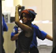 th_43411_Tikipeter_Rihanna_departs_from_LAX_011_123_390lo.jpg