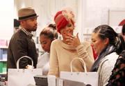 th_86409_RihannashoppedatPradaJean_PaulGaultierandColette_38_122_458lo.jpg